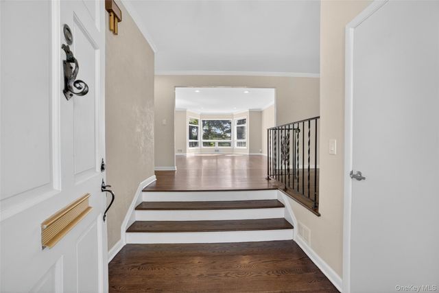 205 Soundview Avenue, White Plains, NY 10606