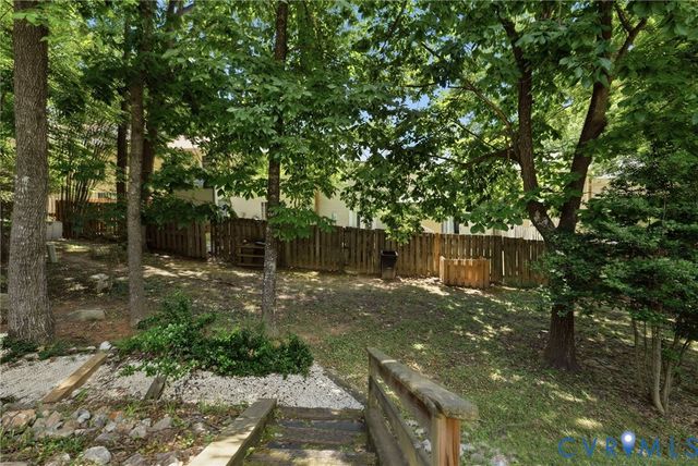 1699 Heritage Hill Dr, Henrico, VA 23238