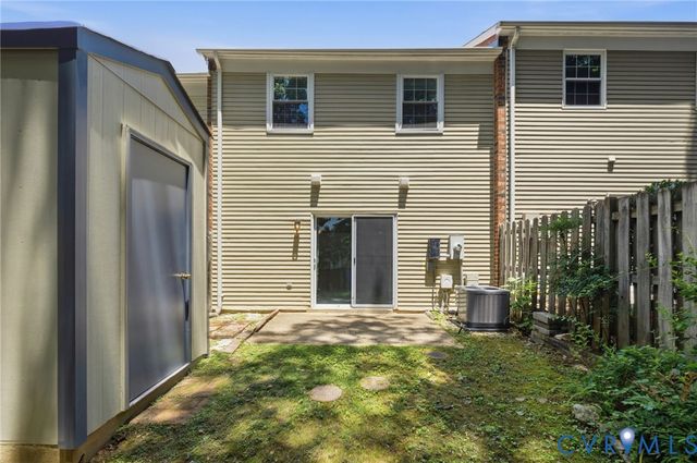 1699 Heritage Hill Dr, Henrico, VA 23238