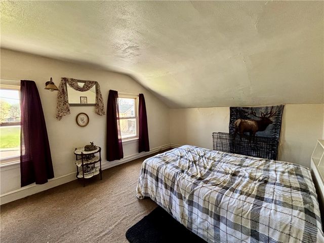 5 Seymour Street, Auburn, NY 13021