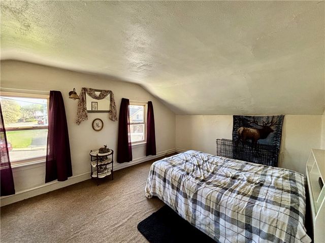 5 Seymour Street, Auburn, NY 13021