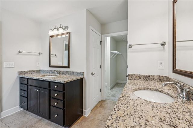 1514 Woodbridge NE Way, Atlanta, GA 30329