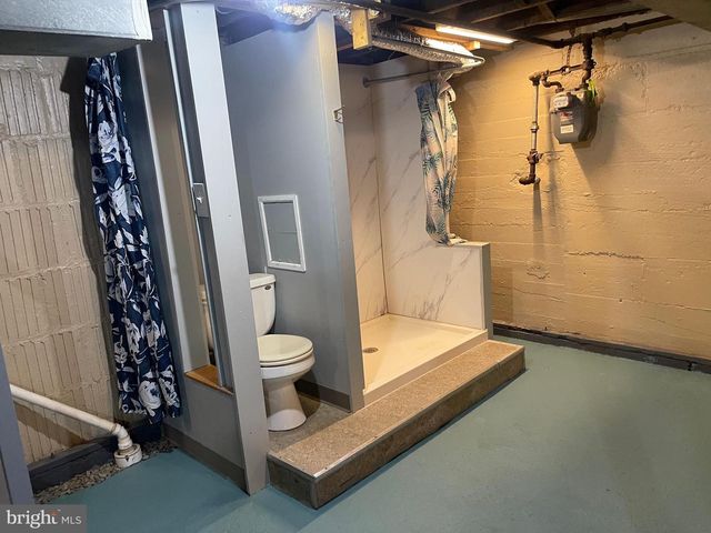2833 YORKSHIP, Camden, NJ 08104