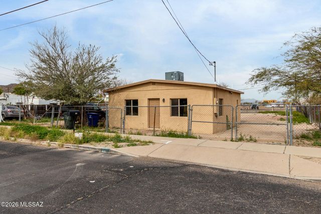 420 W 26th Street, Tucson, AZ 85713