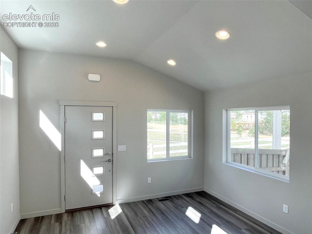 6372 Seasons Bay Drive, Colorado Springs, CO 80922 — photo 3