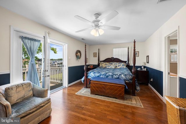 3685 1ST AVE, Edgewater, MD 21037