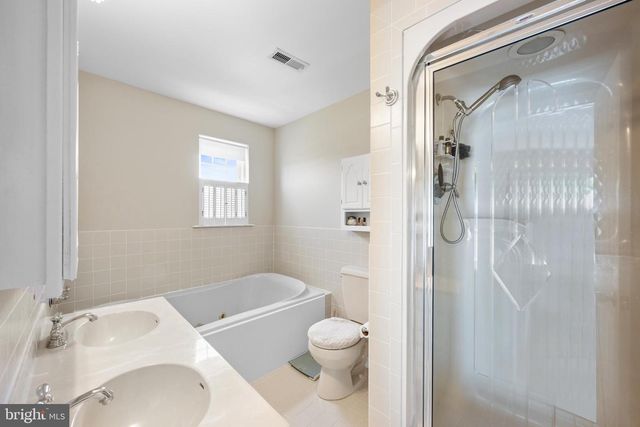 3685 1ST AVE, Edgewater, MD 21037