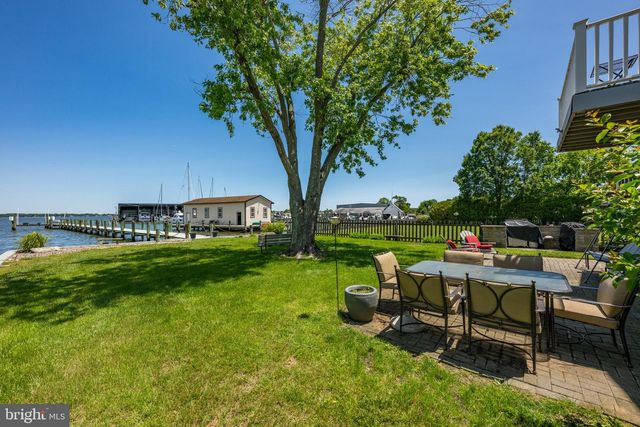 3685 1ST AVE, Edgewater, MD 21037