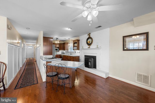 3685 1ST AVE, Edgewater, MD 21037