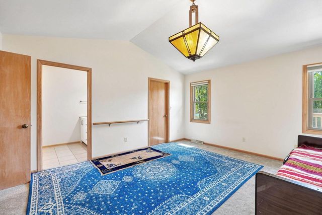 8108 East Ridge DRIVE, Pleasant Prairie, WI 53158