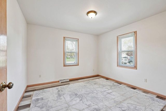 8108 East Ridge DRIVE, Pleasant Prairie, WI 53158