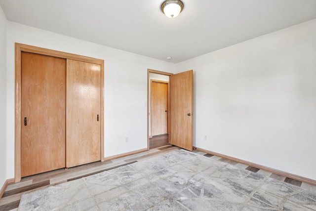 8108 East Ridge DRIVE, Pleasant Prairie, WI 53158