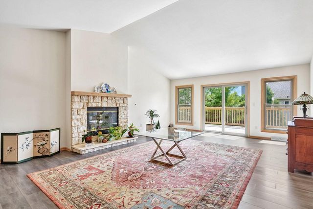 8108 East Ridge DRIVE, Pleasant Prairie, WI 53158