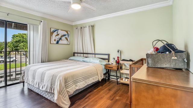 4005 VILLAGE Drive A, Delray Beach, FL 33445