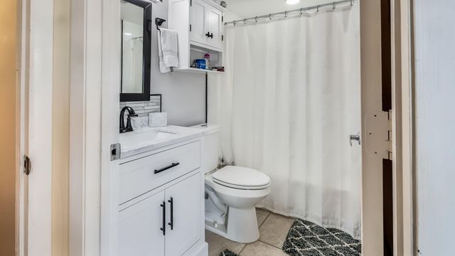 4005 VILLAGE Drive A, Delray Beach, FL 33445