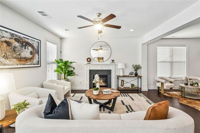 1632 Drew NW Drive, Atlanta, GA 30318