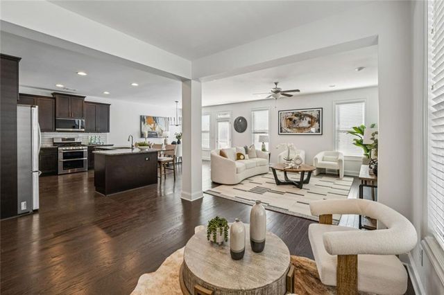 1632 Drew NW Drive, Atlanta, GA 30318