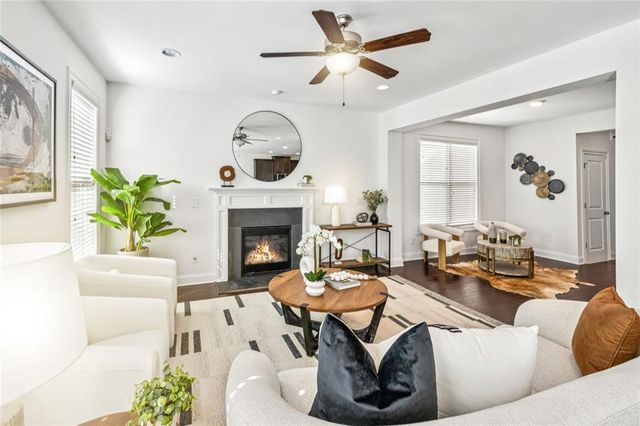 1632 Drew NW Drive, Atlanta, GA 30318