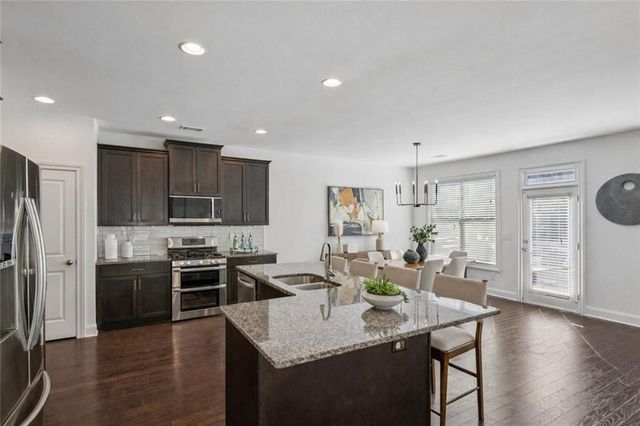 1632 Drew NW Drive, Atlanta, GA 30318