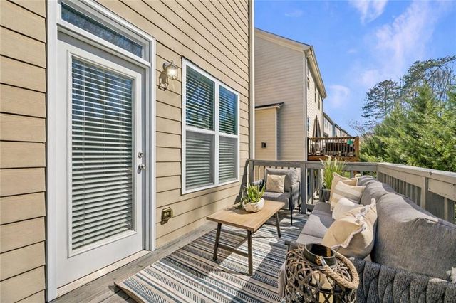 1632 Drew NW Drive, Atlanta, GA 30318