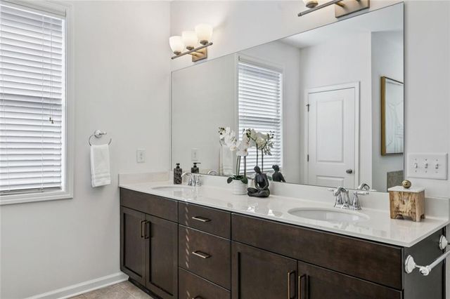 1632 Drew NW Drive, Atlanta, GA 30318