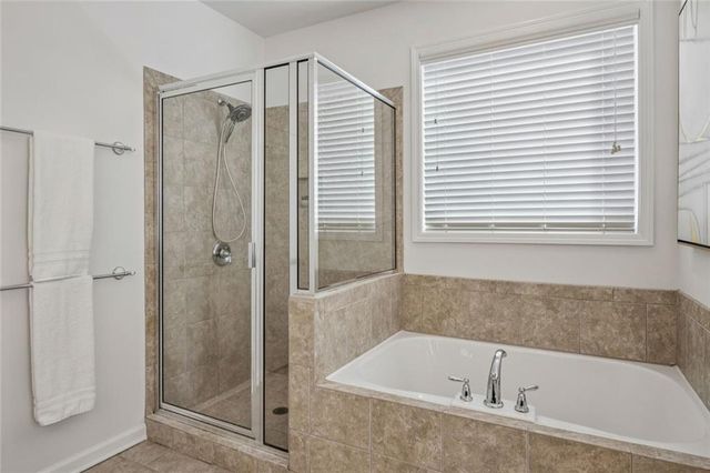 1632 Drew NW Drive, Atlanta, GA 30318