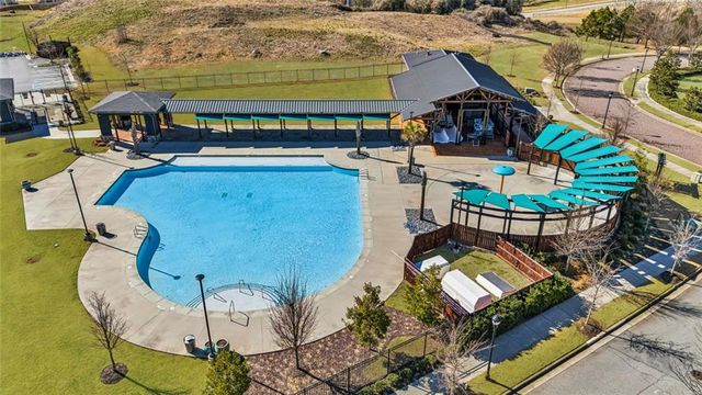 1632 Drew NW Drive, Atlanta, GA 30318