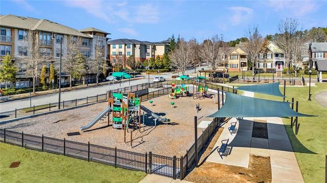 1632 Drew NW Drive, Atlanta, GA 30318