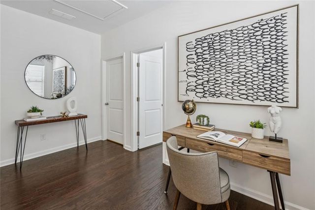 1632 Drew NW Drive, Atlanta, GA 30318