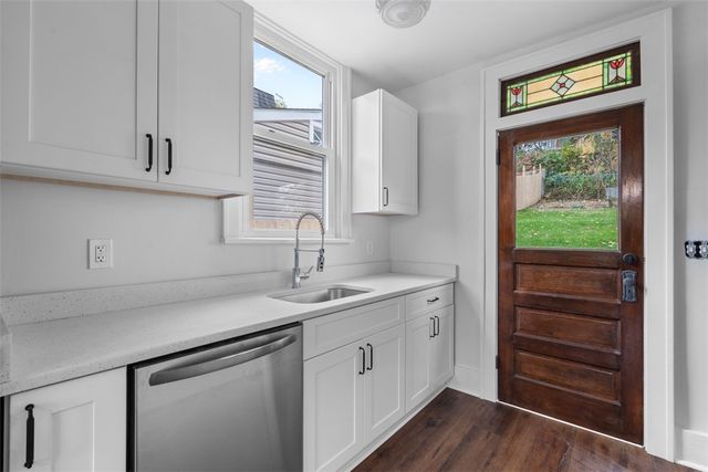 218 Burkhart Avenue, Ross Twp, PA 15229