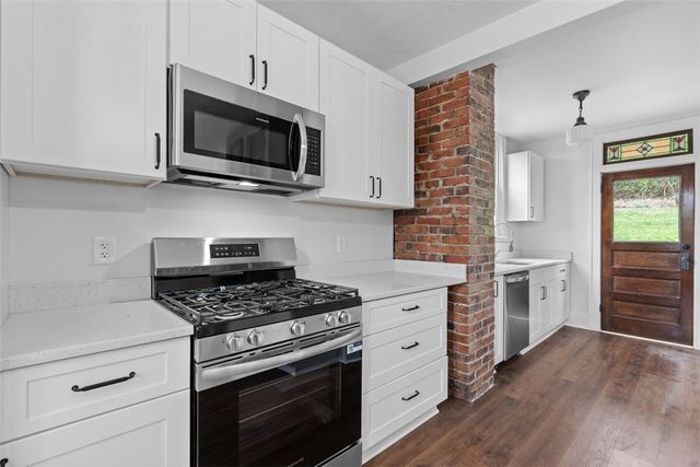 218 Burkhart Avenue, Ross Twp, PA 15229