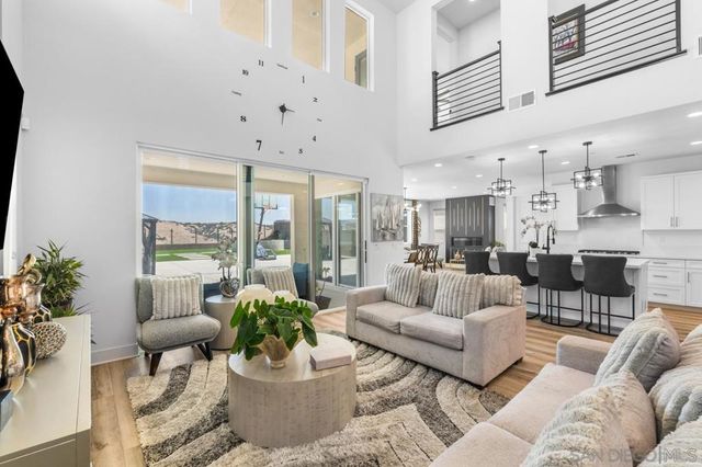2366 Calle Grandon, Chula Vista, CA 91913