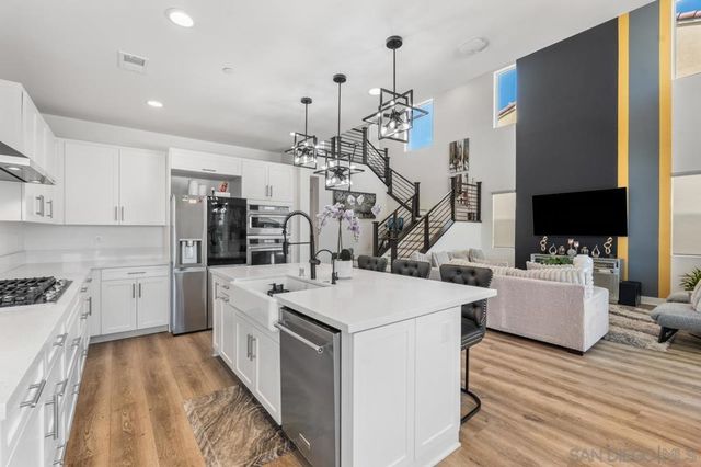 2366 Calle Grandon, Chula Vista, CA 91913