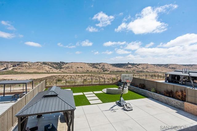 2366 Calle Grandon, Chula Vista, CA 91913