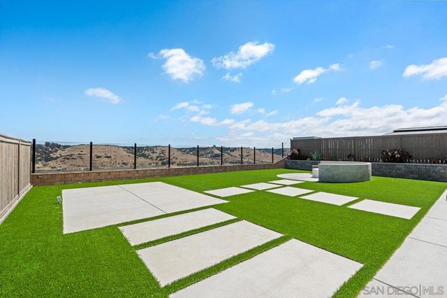 2366 Calle Grandon, Chula Vista, CA 91913