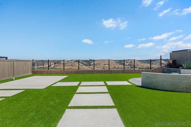 2366 Calle Grandon, Chula Vista, CA 91913