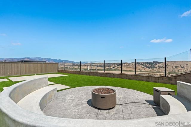 2366 Calle Grandon, Chula Vista, CA 91913