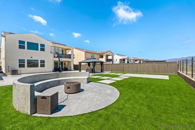2366 Calle Grandon, Chula Vista, CA 91913