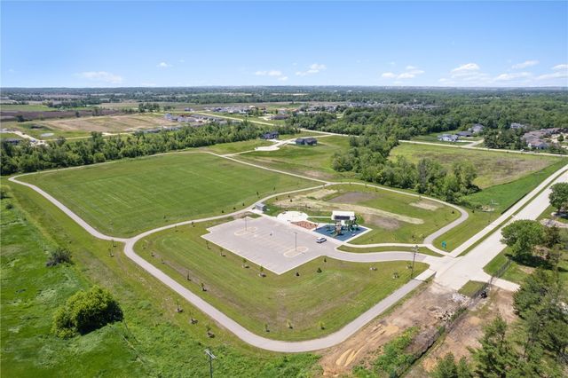 2909 Timber Creek Court, Hiawatha, IA 52233