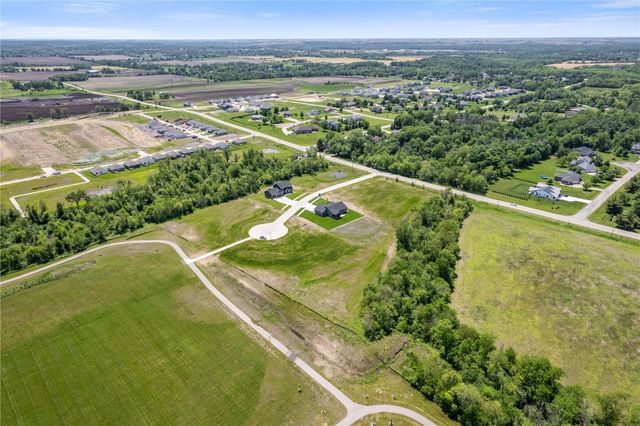 2909 Timber Creek Court, Hiawatha, IA 52233