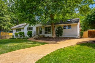 210 Dawn Street, Signal Mountain, TN 37377