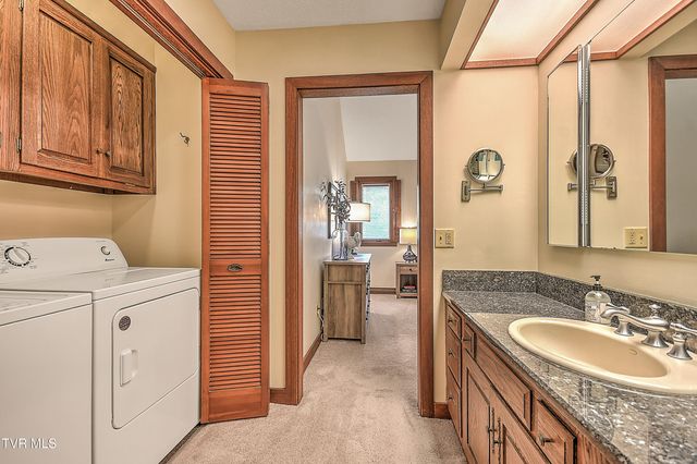 55 Grove Hill Road Road, Kingsport, TN 37660