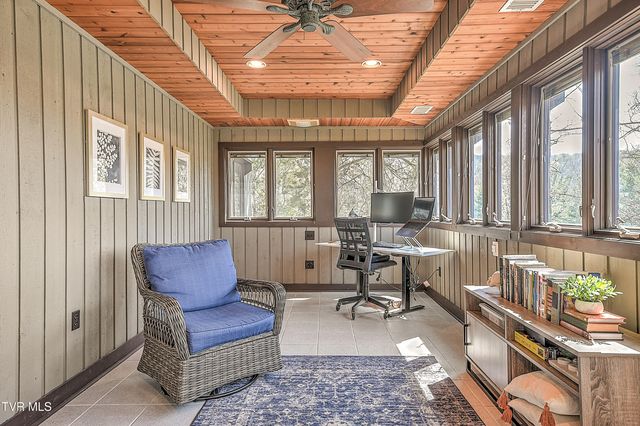 55 Grove Hill Road Road, Kingsport, TN 37660