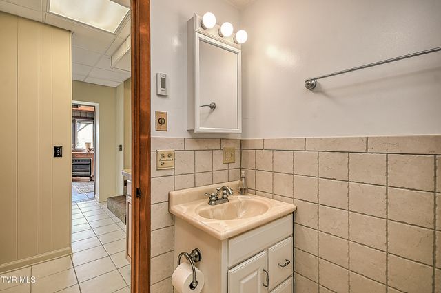 55 Grove Hill Road Road, Kingsport, TN 37660