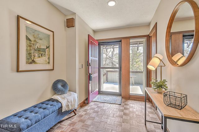 55 Grove Hill Road Road, Kingsport, TN 37660