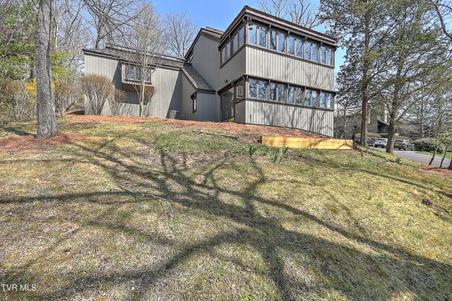 55 Grove Hill Road Road, Kingsport, TN 37660