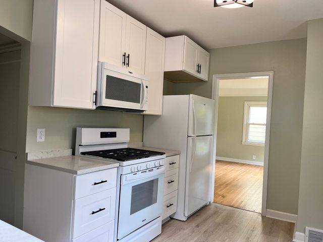 837 Bidwell St Street, West Saint Paul, MN 55118