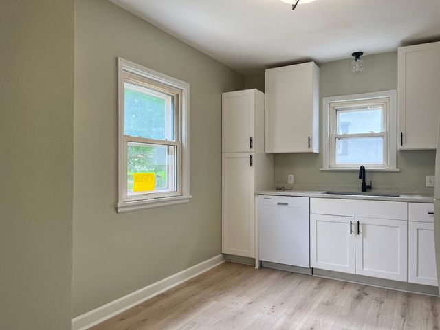 837 Bidwell St Street, West Saint Paul, MN 55118