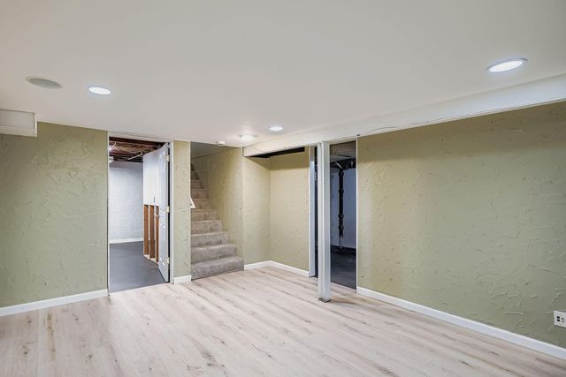 837 Bidwell St Street, West Saint Paul, MN 55118