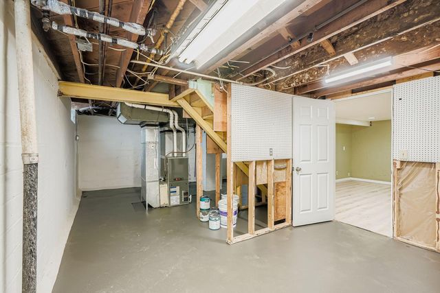 837 Bidwell St Street, West Saint Paul, MN 55118